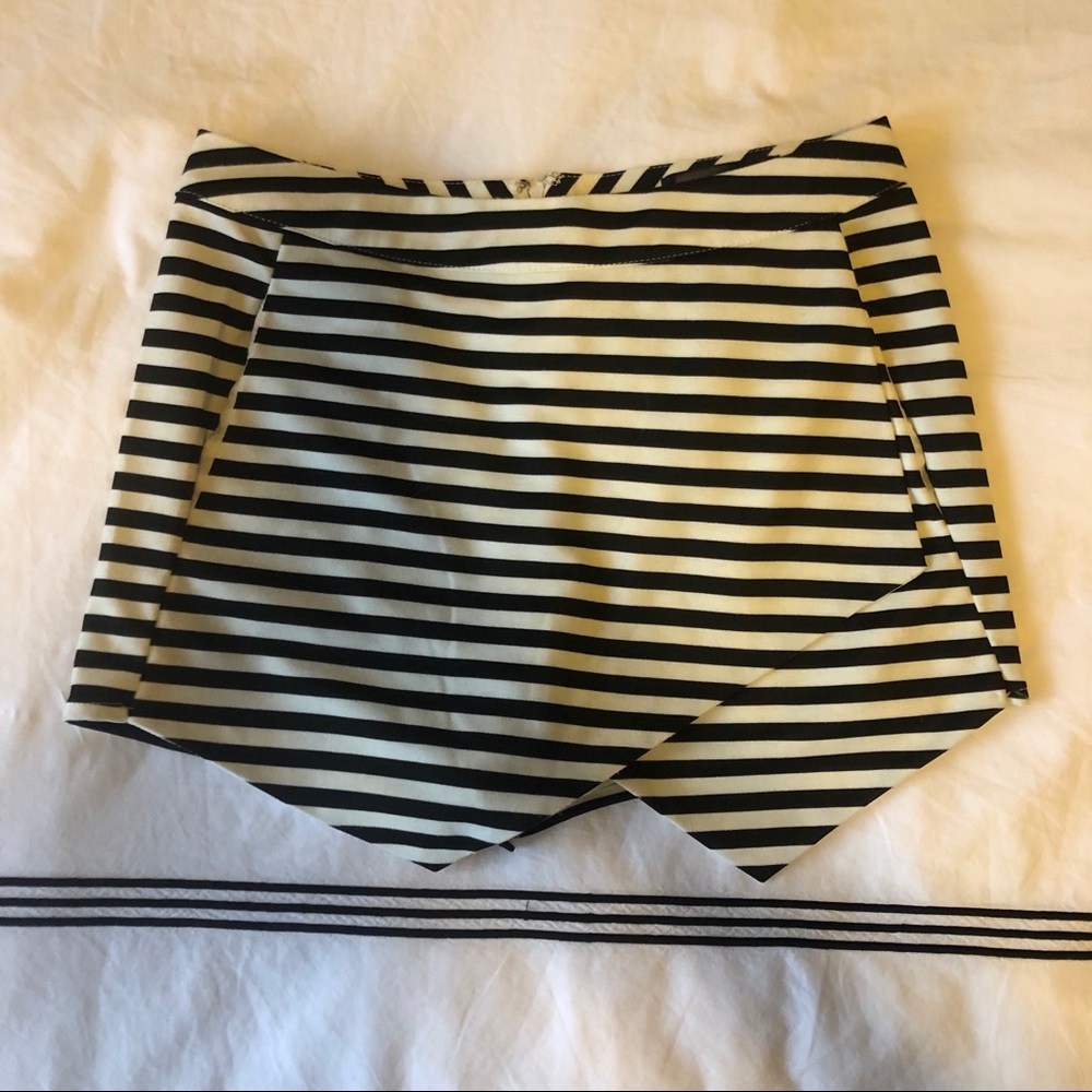 Striped skort